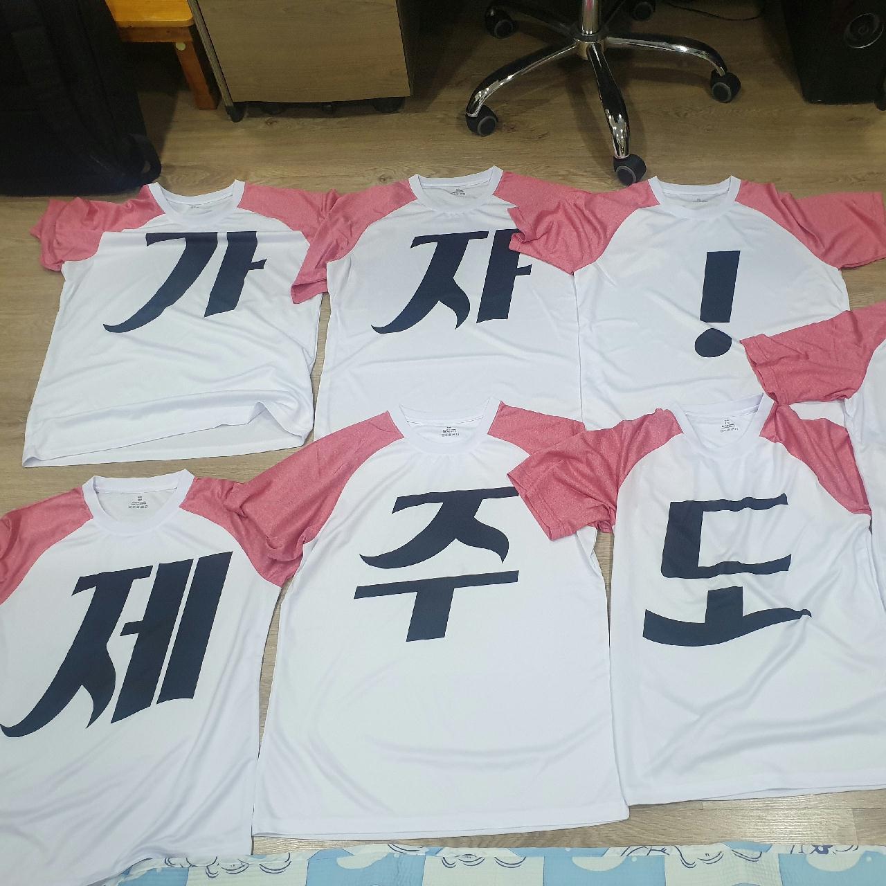 문섬에 대왕 오징어 포착